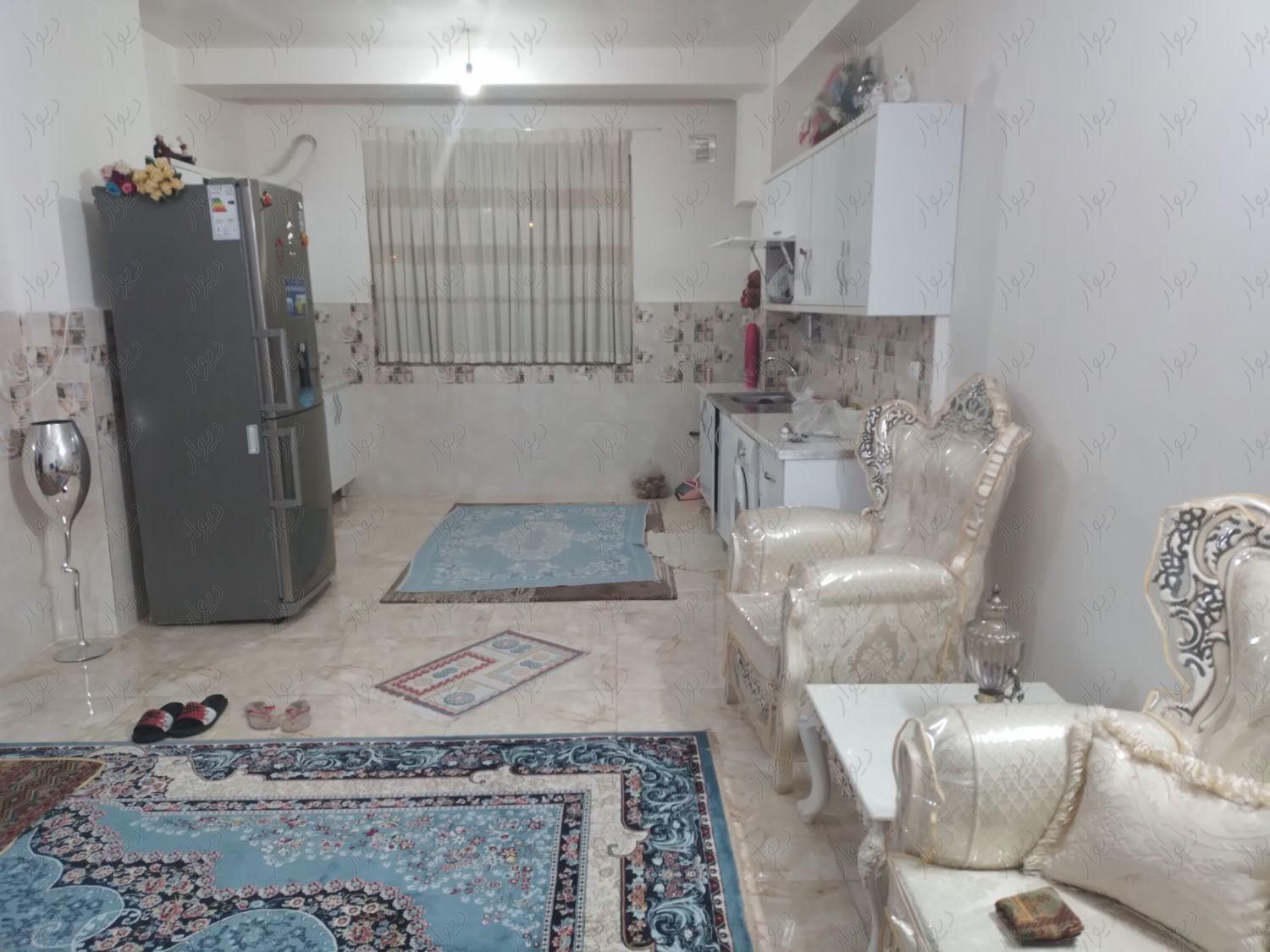 یک واحد آپارتمان نوساز کوچه ۲۴ به فروش میرسد|فروش آپارتمان|تهران, قیام‌دشت|دیوار