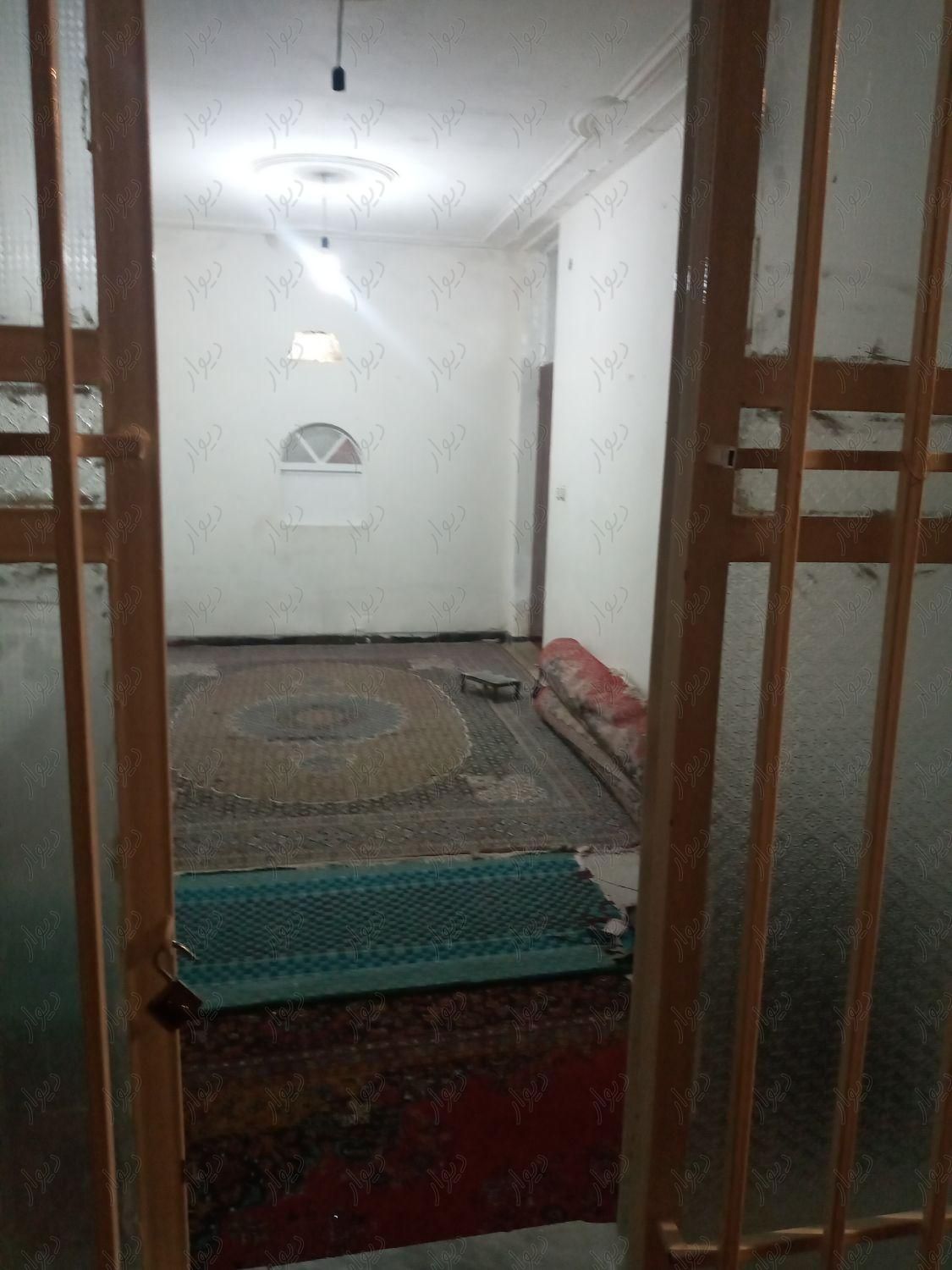 شهرک سعدی اتاق ۲۰متری|اجارهٔ خانه و ویلا|شیراز, سعدیه|دیوار