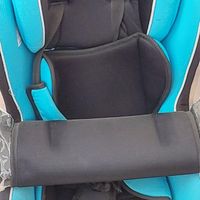 دو عدد صندلی ماشین بچه از نوزادی|تخت و صندلی بچه|تهران, نارمک|دیوار