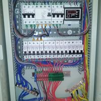 برقکار برقکاری امور برقکاری وخرده کاری  برق|خدمات پیشه و مهارت|قم, توحید|دیوار