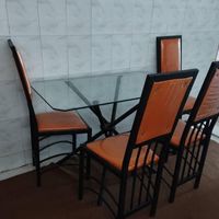 میز و صندلی در حد نو|میز و صندلی غذاخوری|فیروزکوه, |دیوار