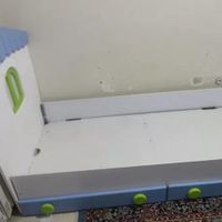 تخت  خواب و کمد و  به همراه تشک و صندلی چرخی|تخت و سرویس خواب|تهران, اکباتان|دیوار