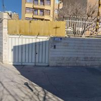 ملک ویلائی متراژ ۲۴۰ متر و ۳ اتاق و زیرزمین|اجارهٔ خانه و ویلا|اصفهان, آینه خانه|دیوار