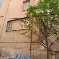 ۹۶متر دو برسه طبقه قابل سکونت|فروش زمین و کلنگی|تهران, هاشمی|دیوار