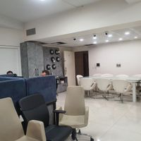 فروشنده مسلط به زبان انگلیسی|استخدام بازاریابی و فروش|تهران, پاسداران|دیوار