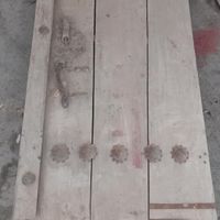 درب چوبی قدیمی|اشیای عتیقه|بروجن, |دیوار
