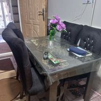میز نهار خوری در حد نو سالم و تمیز|میز و صندلی غذاخوری|تهران, حسن‌آباد باقرفر|دیوار