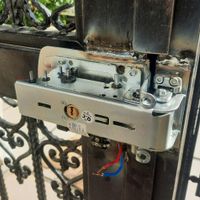 قفل برقی درب حیاط و آرام بند|مصالح و تجهیزات ساختمان|مشهد, گاز|دیوار