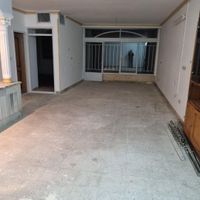 ویلایی طبقه همکف ۱۲۰ متری در چمران|اجارهٔ خانه و ویلا|اصفهان, فروردین|دیوار