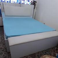 تخت خواب ۲ نفره همراه تشک|تخت و سرویس خواب|تهران, اکباتان|دیوار