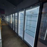 فروشگاه کرمانج انواع یخچال ایستاده فریزر ویترینی|فروشگاه و مغازه|مشهد, فدک|دیوار