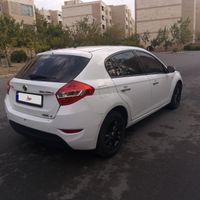 برلیانس H320 اتوماتیک 1500cc، مدل ۱۳۹۵|سواری و وانت|تهران, شهرک راه‌آهن|دیوار