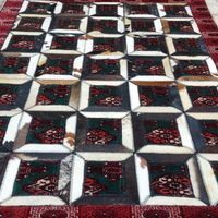 فرش دستباف ترکمن با دور قاب پوست|فرش|مشهد, محله هنرستان|دیوار