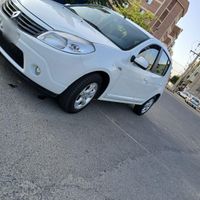 رنو ساندرو اتوماتیک، مدل ۱۳۹۶|خودرو سواری و وانت|تهران, علی‌آباد|دیوار