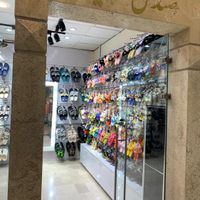 واگذاری مغازه دمپایی در برج التون|اجارهٔ مغازه و غرفه|مشهد, سناباد|دیوار