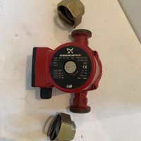 پمپ سیرکولاتور شوفاژ خطی گراندفوس ups 25 50 180|آبگرمکن، پکیج، شوفاژ|تهران, هروی|دیوار