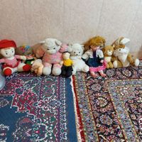تعدادی عروسک|اسباب بازی|قرچک, |دیوار