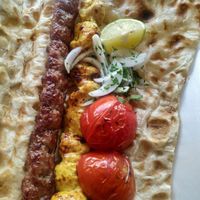 استخدام کمک آشپز خانم غذای ایرانی|استخدام خدمات فروشگاه و رستوران|تهران, افسریه|دیوار