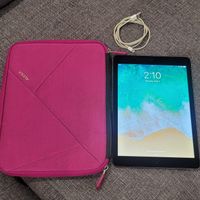 آی پد ایر ipad airبه همراه سیم شارژر اصلی و کیف|تبلت|تهران, شهرک ژاندارمری|دیوار