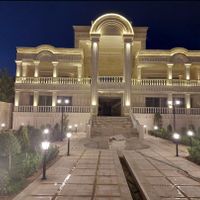عمارت واقع در خان زنیان|فروش خانه و ویلا|شیراز, حسین‌آباد|دیوار