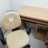 یک عدد میز باصندلی چرخ دار|میز تحریر و کامپیوتر|تهران, تهرانپارس شرقی|دیوار