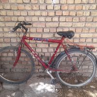 دوچرخه|دوچرخه، اسکیت، اسکوتر|اصفهان, آبشار|دیوار