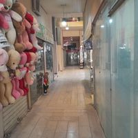 مغازه ۹ متر با بالکن|اجارهٔ مغازه و غرفه|اصفهان, عباس‌آباد|دیوار