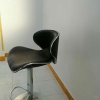 2 تا صندلی زیر اپنی سالم با رویه چرم کاملا سالم|صندلی و نیمکت|تهران, شهید آوینی|دیوار