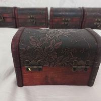 جعبه های چوبی با رویه های چرم طرح گل|صنایع دستی و سایر لوازم تزئینی|تهران, خواجه نصیر طوسی|دیوار