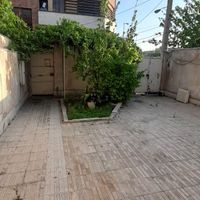 ویلایی ۲۰۰متری ۳طبقه دربستی بازسازی شود|اجارهٔ خانه و ویلا|تهران, زیبادشت|دیوار
