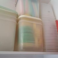 قفسه دبه و ظروف پلاستیکی|ظروف نگهدارنده، پلاستیکی و یکبارمصرف|دهلران, |دیوار