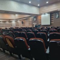 سالن همایش سمینار جلسه و کلاس مهر|اجارهٔ کوتاه مدت دفتر کار و فضای آموزشی|تبریز, |دیوار