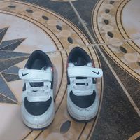 کفش پسزثرانه در حد نو دو بار|کفش و لباس بچه|شیراز, کاراندیش|دیوار