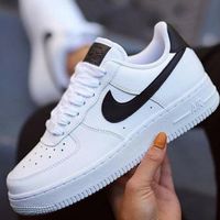 نایک ایرفورس 1 سفید تیک مشکی Nike Air Force 1|کیف، کفش، کمربند|تهران, پیروزی|دیوار