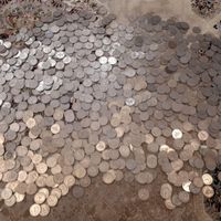 سکه ۱۰۰ ریالی و ۵۰ ربالی طرح بارگاه|سکه، تمبر و اسکناس|رشت, رشتیان|دیوار