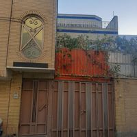 ویلایی دوطبقه کاملا مجزا برای دوخانواده|فروش خانه و ویلا|اصفهان, گلستان|دیوار