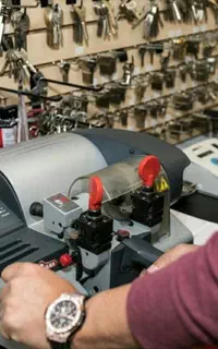 کلیدسازی/آرامبند/گوهردشت/باغستان/شاهین‌ویلا