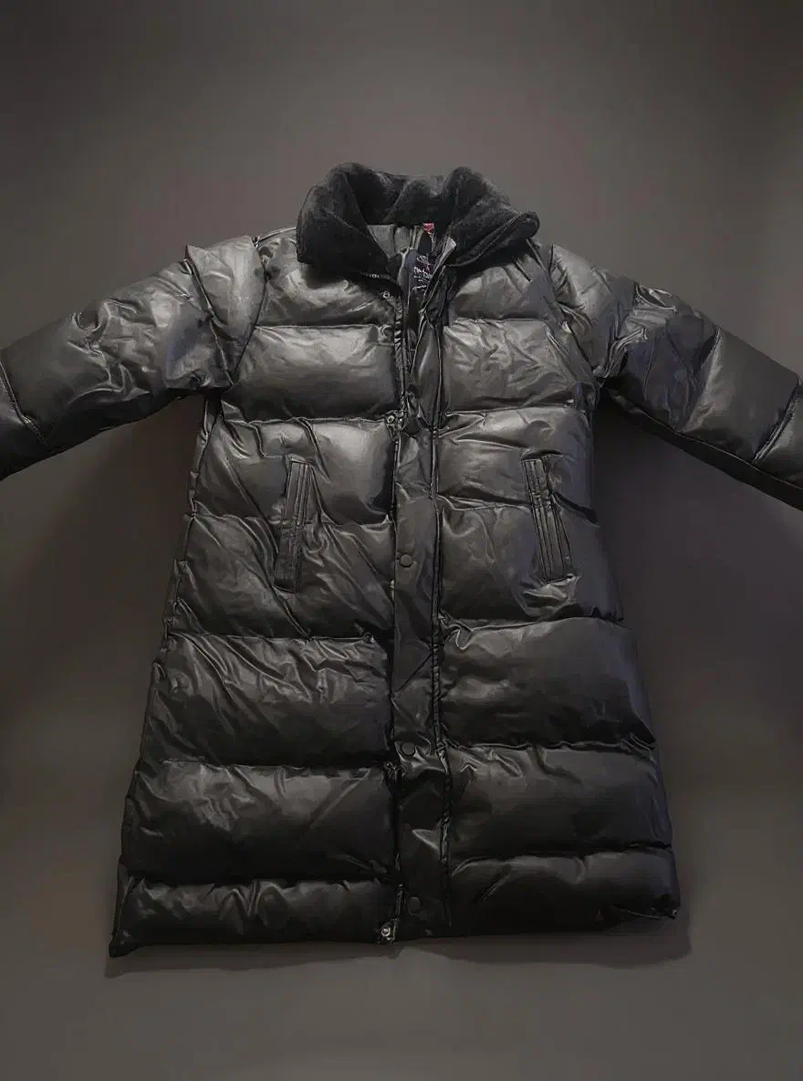 کاپشن|لباس|پردیس, فاز ۲|دیوار