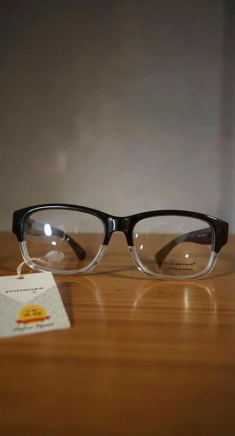 حراج فریم عینک طبی کیفیت درجه یک|زیورآلات و اکسسوری|یزد, |دیوار