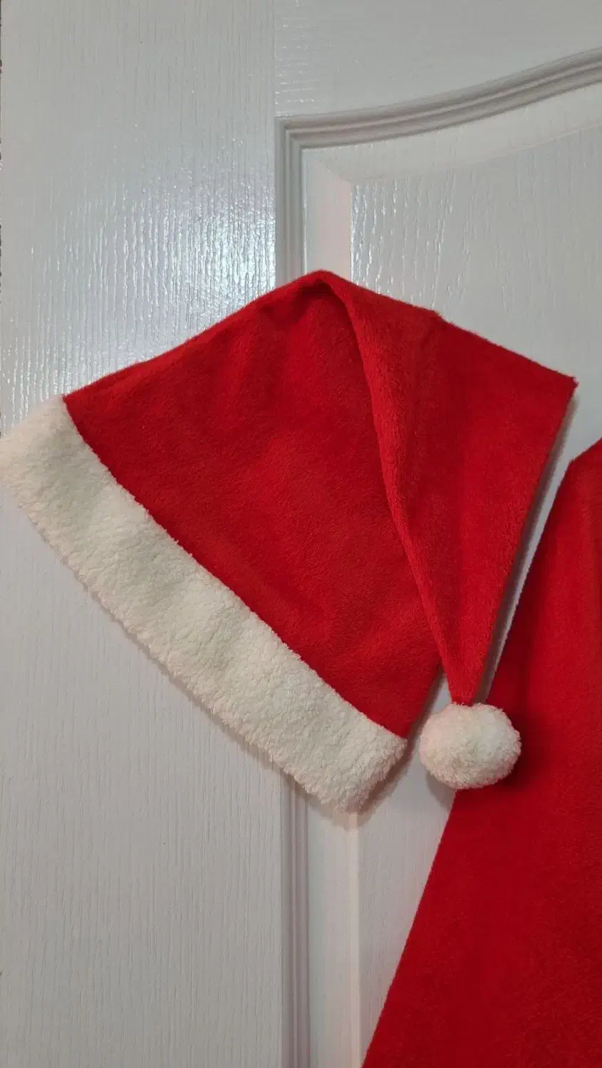 کلاه و شنل و شال بابانوئل|لباس|آبیک, |دیوار