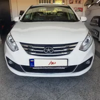 جک J4، مدل 1404