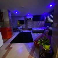 اجاره روزانه سوییت مدرن در ۱۰۰ قدمی ساحل|اجارهٔ کوتاه‌مدت آپارتمان و سوئیت|رشت, حومه رشت|دیوار