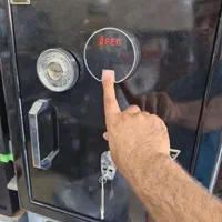 گاوصندوق اثر انگشتی.خانگی.دفتری.زرگری گاو|ابزارآلات|تبریز, |دیوار