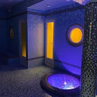 استخر آب گرم|اجارهٔ کوتاه‌مدت ویلا و باغ|شیراز, گویم|دیوار