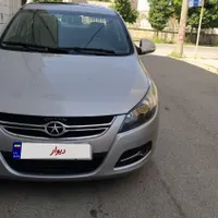 جک J5 اتوماتیک 1800cc، مدل ۱۳۹۴