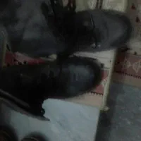 فروشبوتین  سایز 42 با کارکرد کم ودر حد نو وسالم