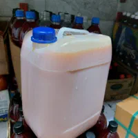 معجزه آب میوه با سابقه تولید ۵۰ ساله زرشک آلبالو|خوردنی و آشامیدنی|تهران, ایران|دیوار