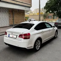 سیتروئن C5 جدید، مدل ۲۰۰۹ داخل چرم معاوضه|خودرو سواری و وانت|تهران, جنت‌آباد شمالی|دیوار