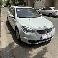 برلیانس H330 اتوماتیک 1500cc، مدل ۱۳۹۷