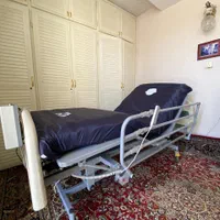 خرید تخت بیمارستانی سه شکن فول برقی CPR